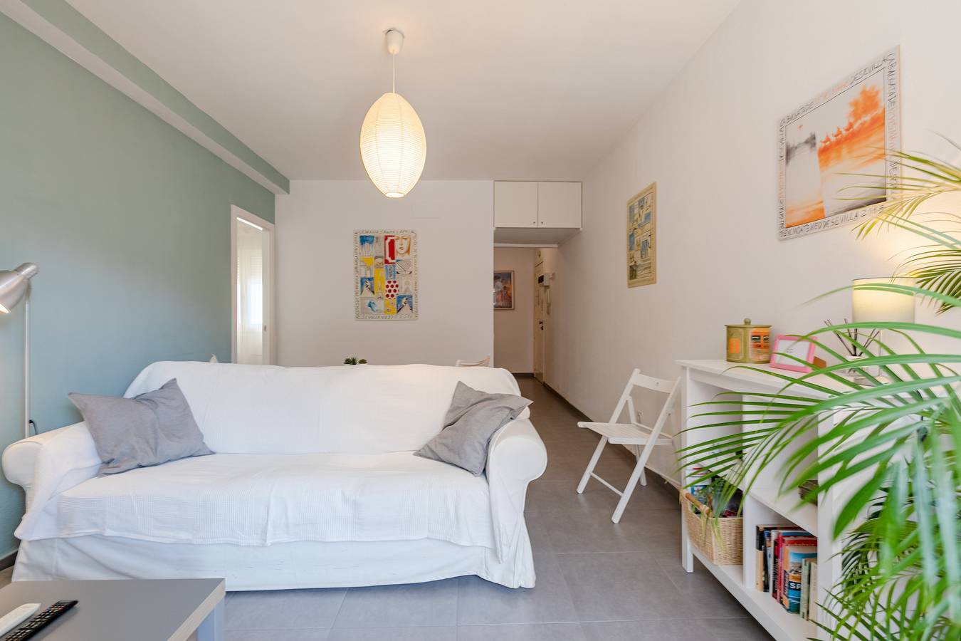 Apartamento entero, Apartamento 'Reflection' con balcón y aire acondicionado in Central Seville, Sevilla