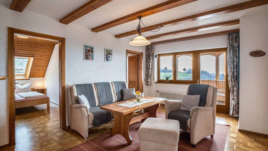 Ferienwohnung für 4 Personen, mit Terrasse und Balkon/Terrasse in Sasbachwalden