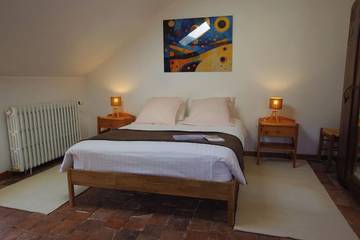 Location De Vacances pour 10 Personnes dans Blanot, Parc naturel régional du Morvan, Photo 2