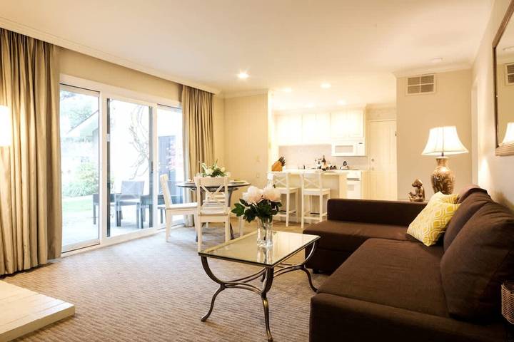 Apartamento para 4 personas, con balcón además de jardín y piscina, Familias con niños en Napa Valley