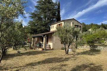 Gîte pour 5 personnes à Correns