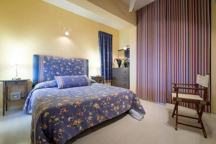 Location de vacances pour 5 personnes, avec terrasse et jardin à Bagheria - 2