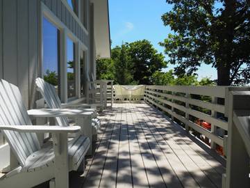 Vacation Home for 8 Guests in Benzie County, Picture 2