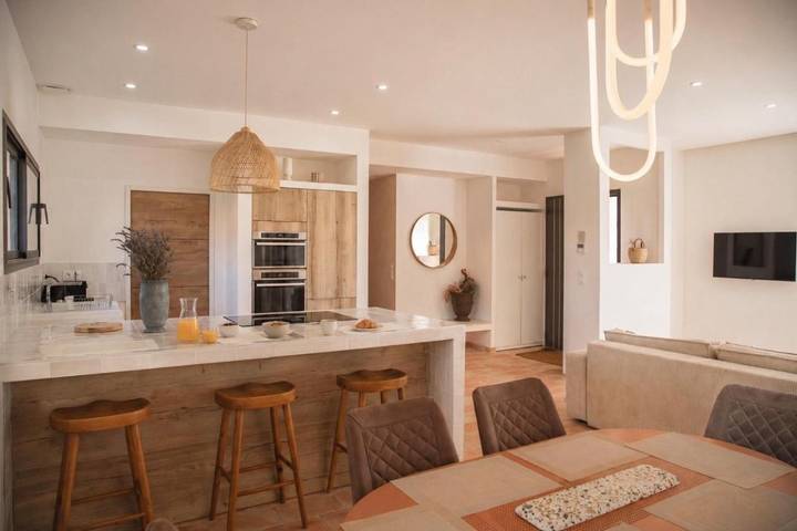 Villa pour 8 personnes, avec piscine ainsi que jardin et balcon à Valras-Plage - 3
