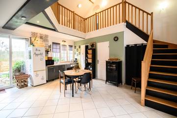 Gîte pour 4 personnes, avec terrasse et jardin à Chevincourt