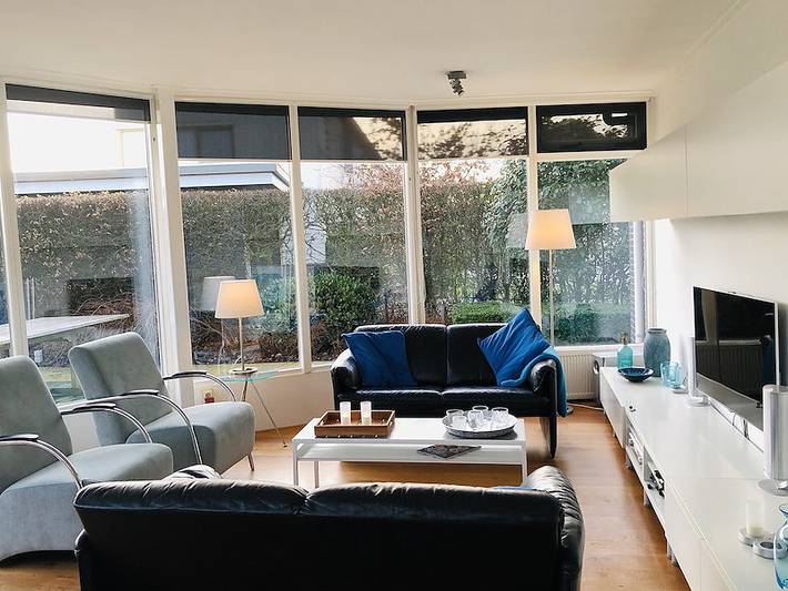 Vakantiefriesland — Ferienhaus Koudum mit privatem Anlegesteg in Ijsselmeer