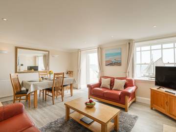 Holiday Home for 4 People in Melcombe Regis, Weymouth, Photo 2