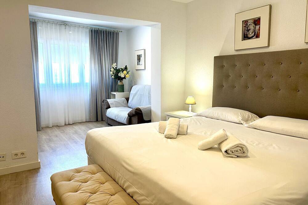 Alamo Gran villa piscina privada y Wifi gratis in Miami Playa, Costa Dorada