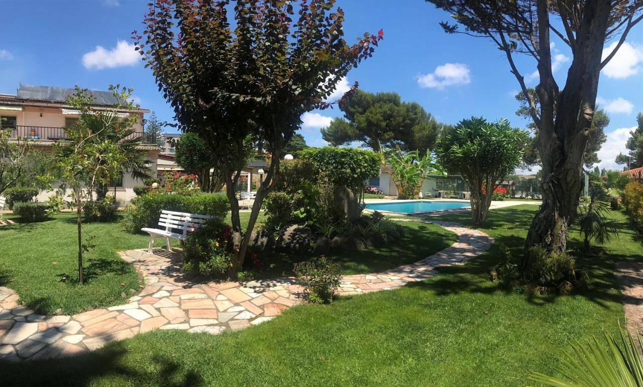 Abla Guest House in Carcavelos e Parede, Costa de Lisboa