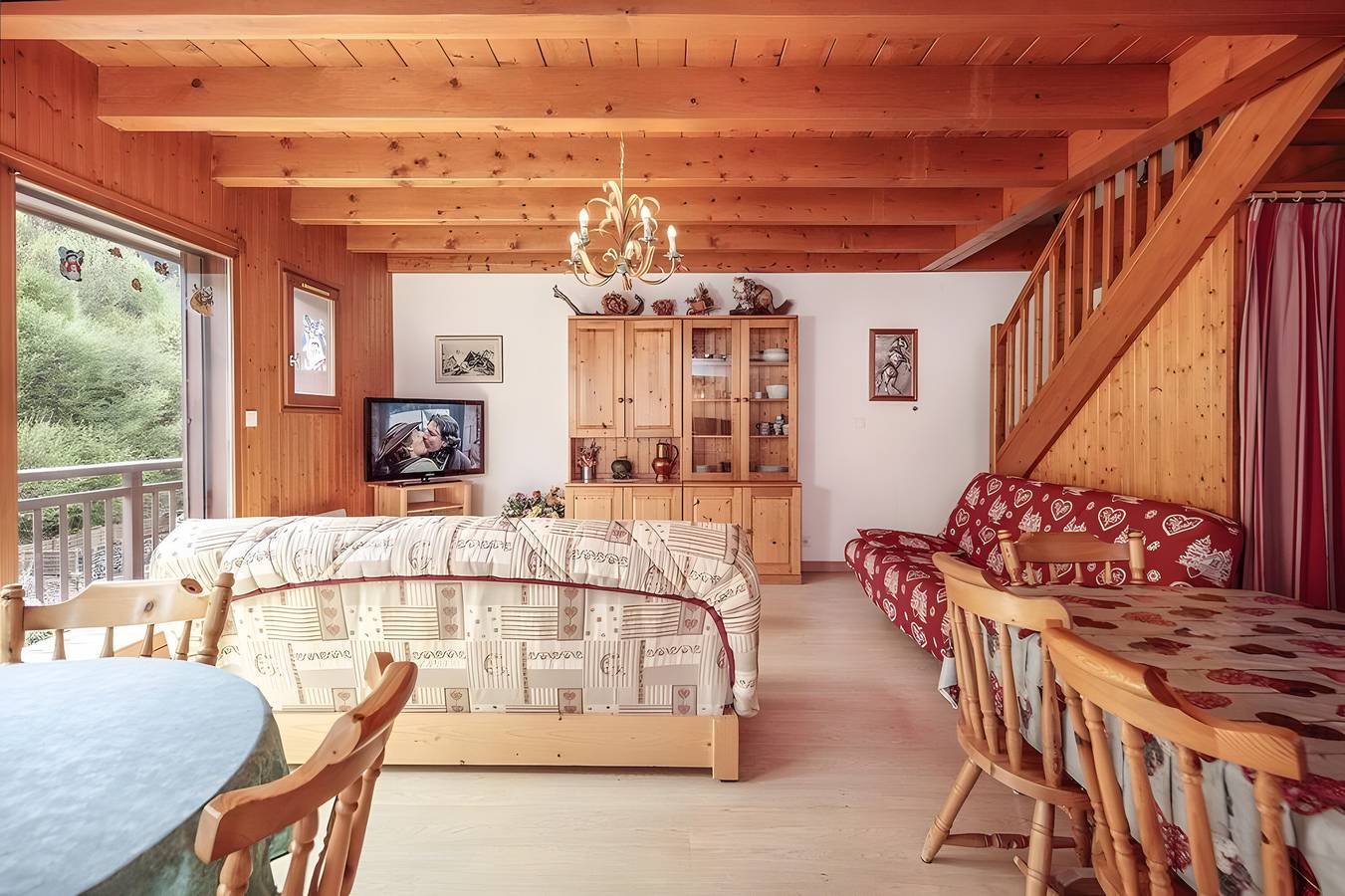 Entire apartment, Apartment 'Myosotis - Residence Le Visigny' with Mountain View, Balcony and Wi-Fi in Station de Morillon, Grand Massif