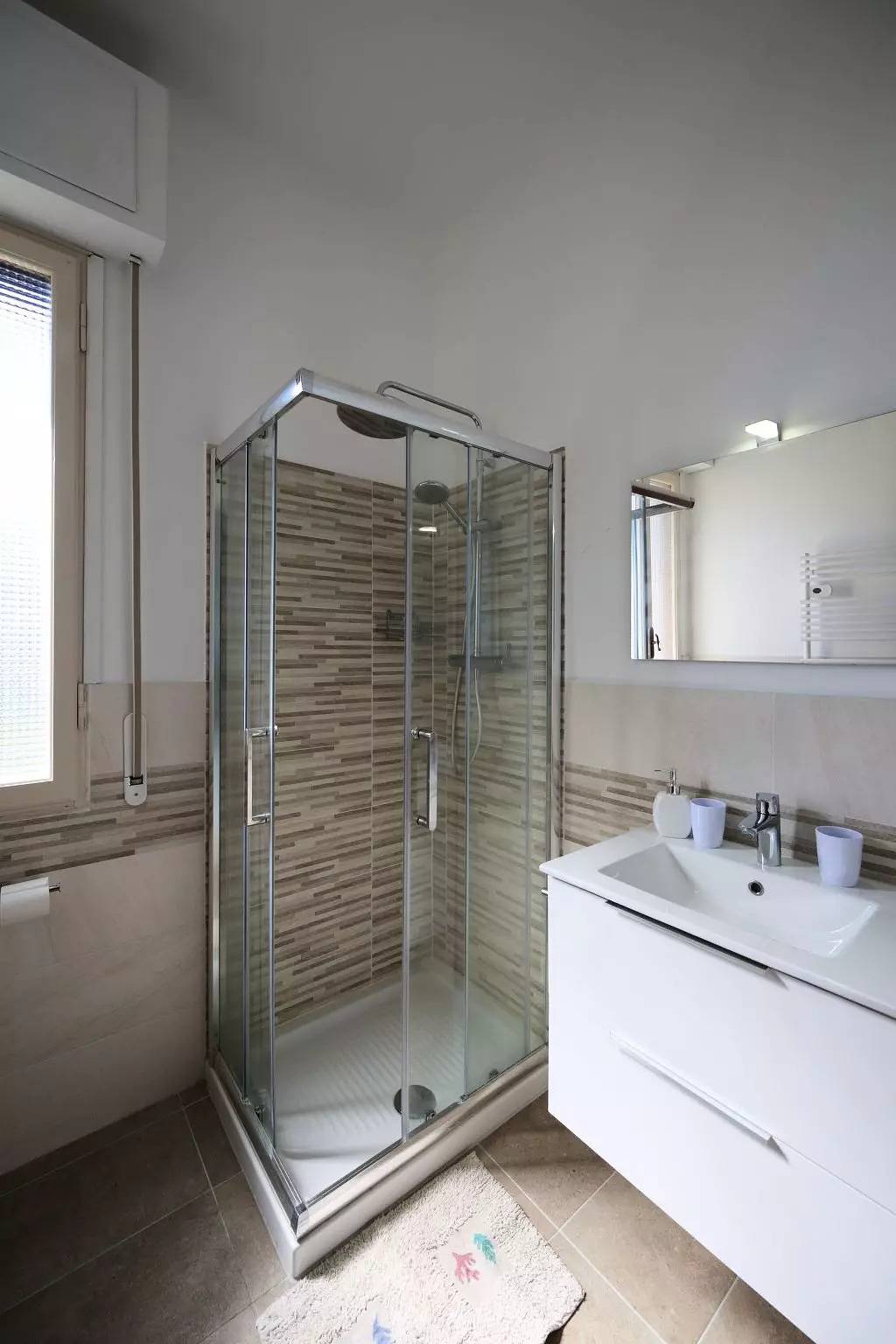 Ganze Wohnung, 4 Zimmer 6 Personen in Diano Castello, Riviera di Ponente