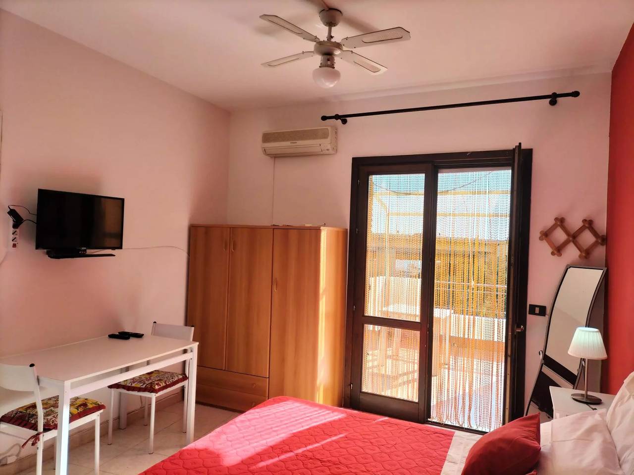 Apartamento entero, 2 estancias 2 Personas in Letojanni, Provincia de Messina