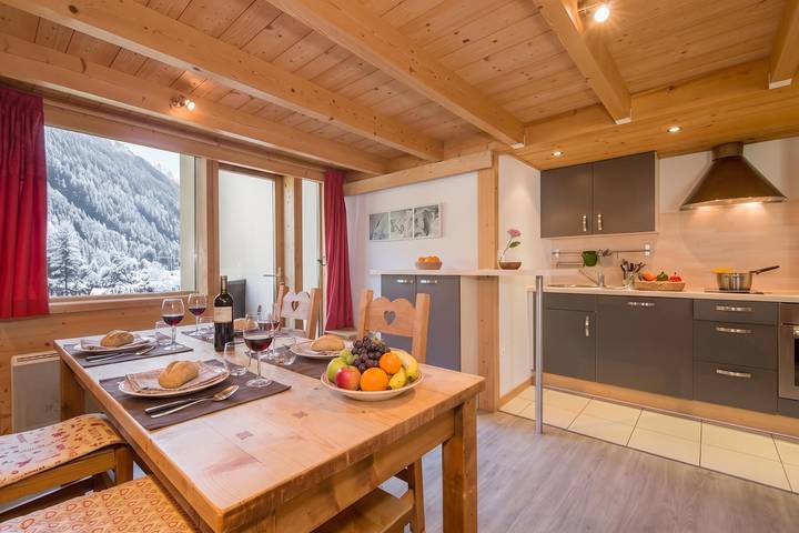 Ferienwohnung für 7 Personen, mit Balkon und Kinderpool in Chamonix - 3