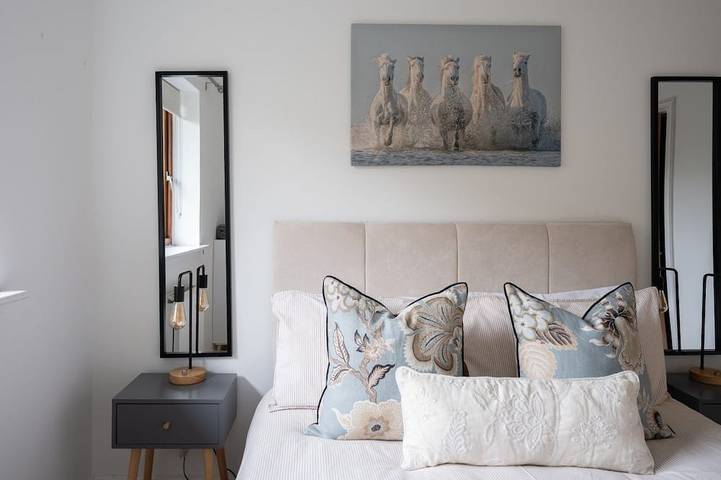 Appartement entier, 2 Bedroom Flat Free Parking Close to Gatwick in Crawley, Sussex de l'Ouest