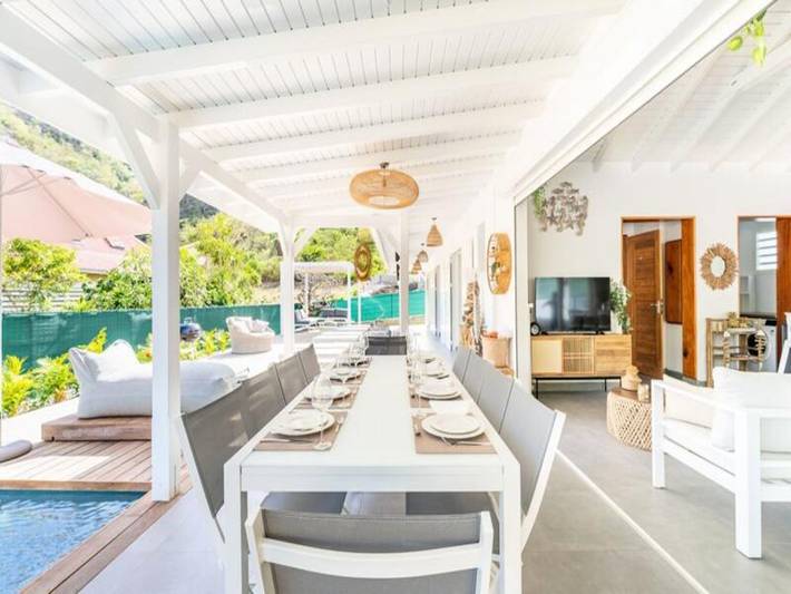 Gîte pour 6 personnes, avec piscine et jardin, adapté aux familles dans Le Chameau Terre De Haut - 3