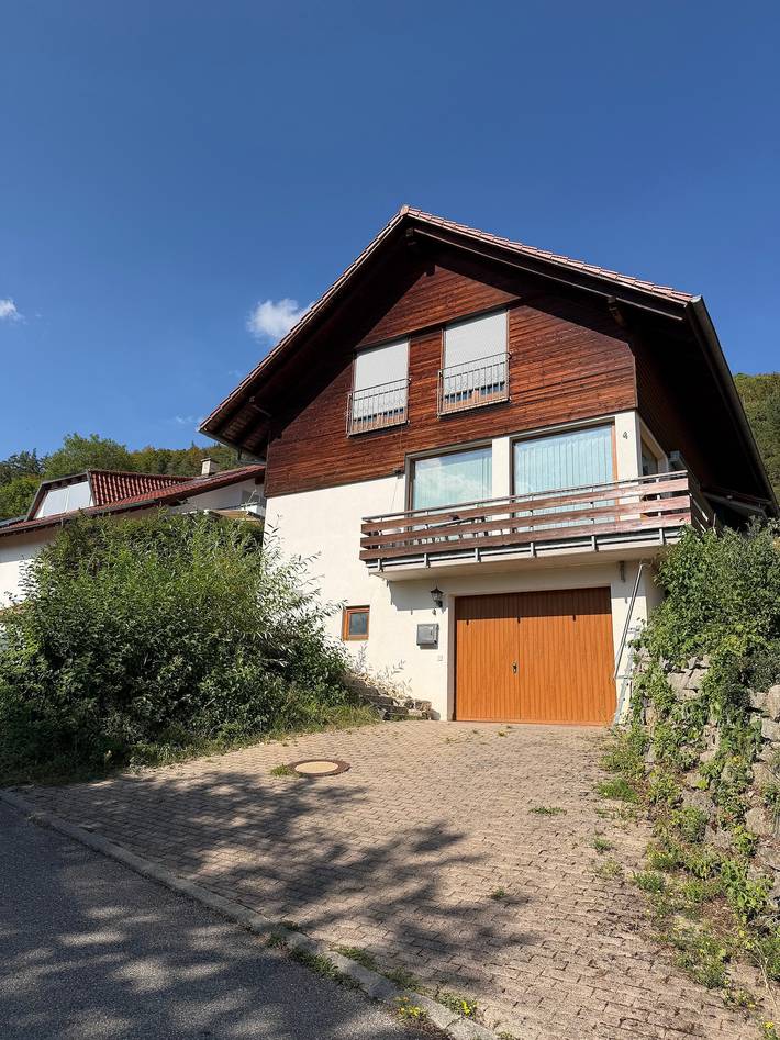 Gästehaus 'Fewo Talblick' mit privater Terrasse, Garten und Wlan in Landkreis Tuttlingen
