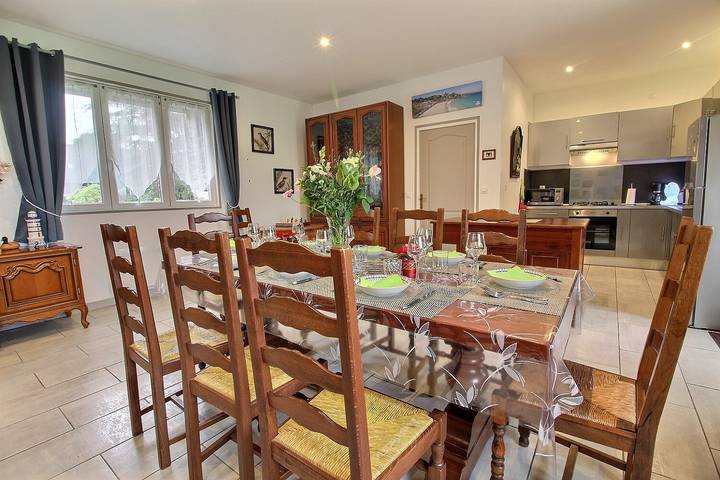 Gîte pour 8 personnes, avec jardin, animaux acceptés à Pommerit-Jaudy - 4