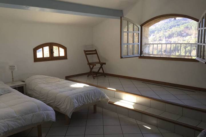 Location de vacances pour 10 personnes, avec jardin à Les Salelles - 4