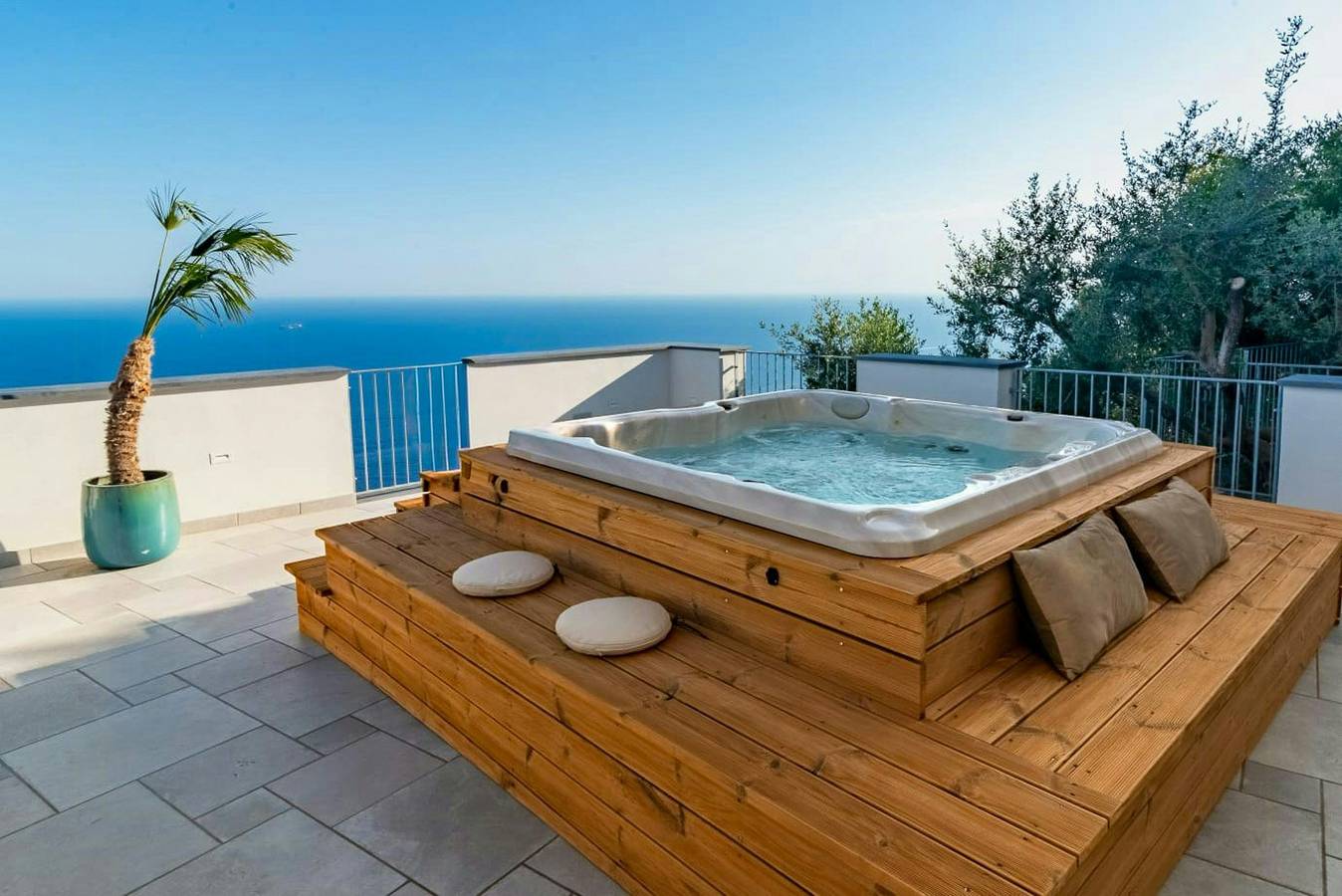 Villa mit Blick auf die Amalfiküste und Whirlpool in San Michele (Salerno), Furore