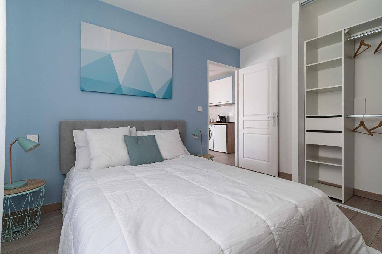 Appartement entier, One-Bedroom Apartment in Miribel, Ain