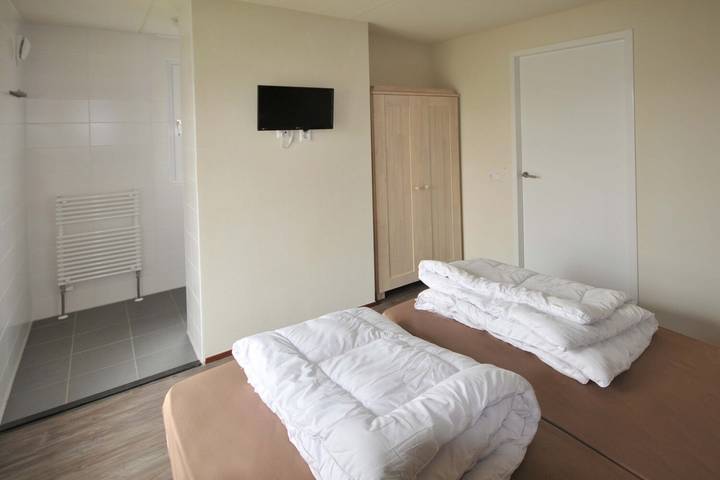Ferienhaus für 9 Personen, mit Terrasse und Garten sowie Sauna in Zeeland - 4