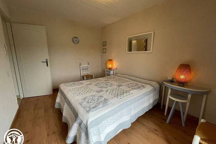 Gîte pour 4 personnes, avec jardin à Saint-Michel-Mont-Mercure - 2
