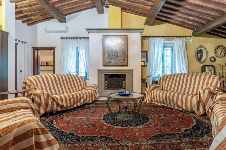 Incantevole mulino immerso nei boschi, comodo per visitare tutta la Toscana in Buggiano, Provincia di Pistoia
