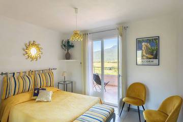 Villa pour 6 Personnes dans Figari, Arrondissement de Sartène, Photo 2