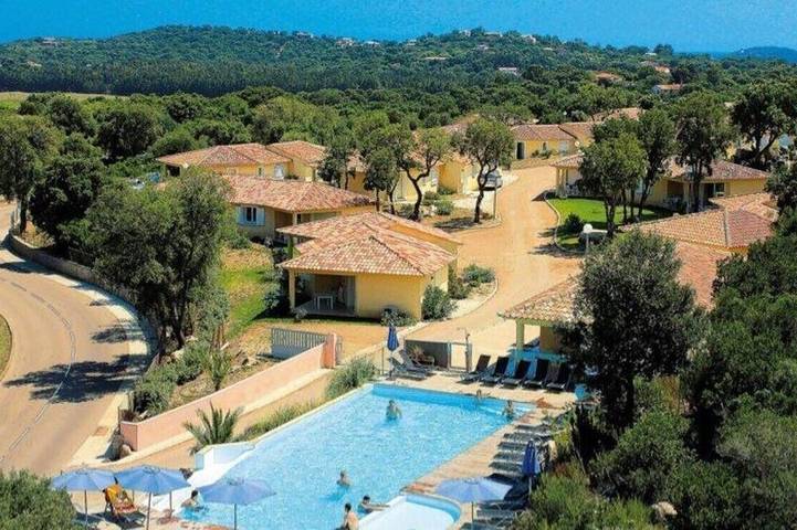 Villa pour 6 personnes, avec Terrasse et Jardin dans Sainte-Lucie de Porto-Vecchio