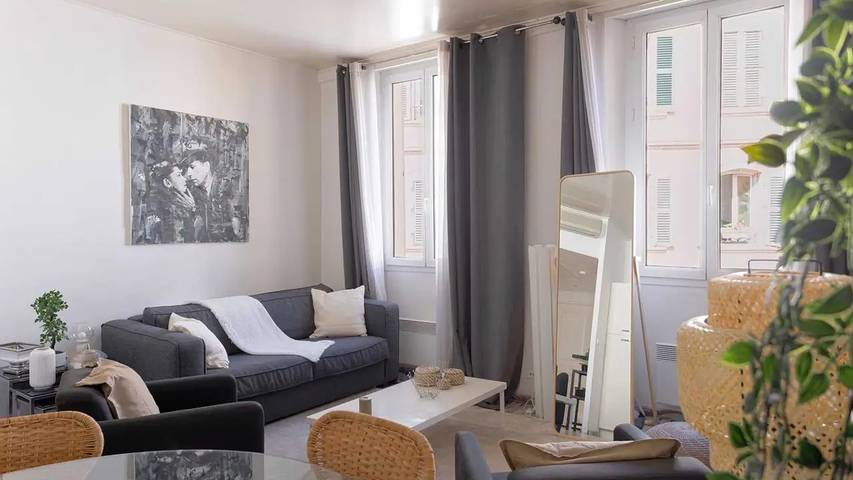 Gîte pour 5 personnes dans Cinema Les Arcades Ales