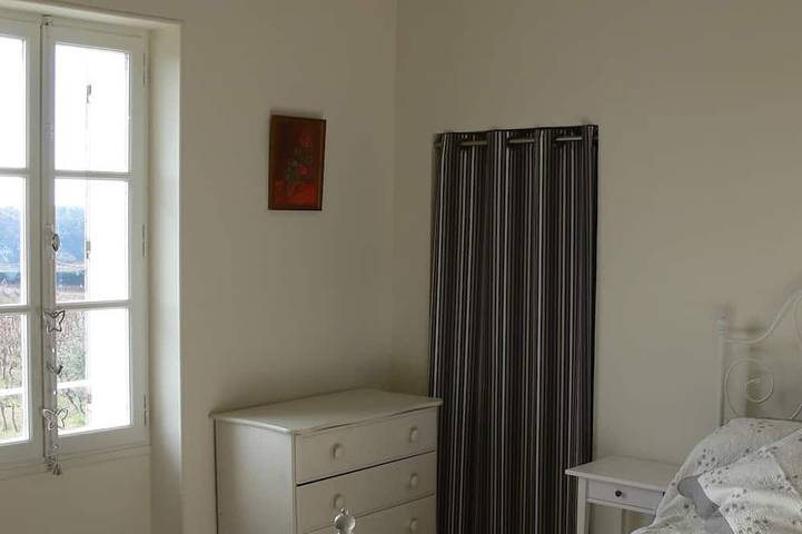 Location de vacances pour 4 personnes, avec terrasse ainsi que jardin et piscine à Vinsobres - 3