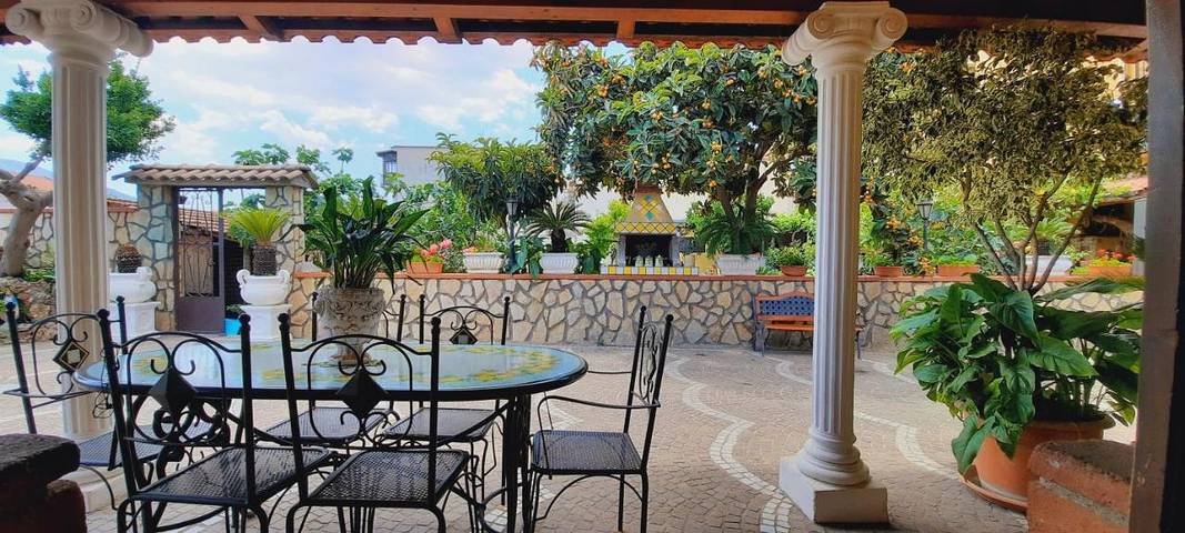 B&b, con Balcone e Terrazza nonché Giardino a Santa Maria la Carità