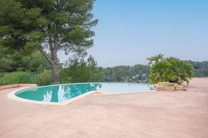 Gîte pour 6 personnes, avec Jardin à Saint-Raphaël - 2