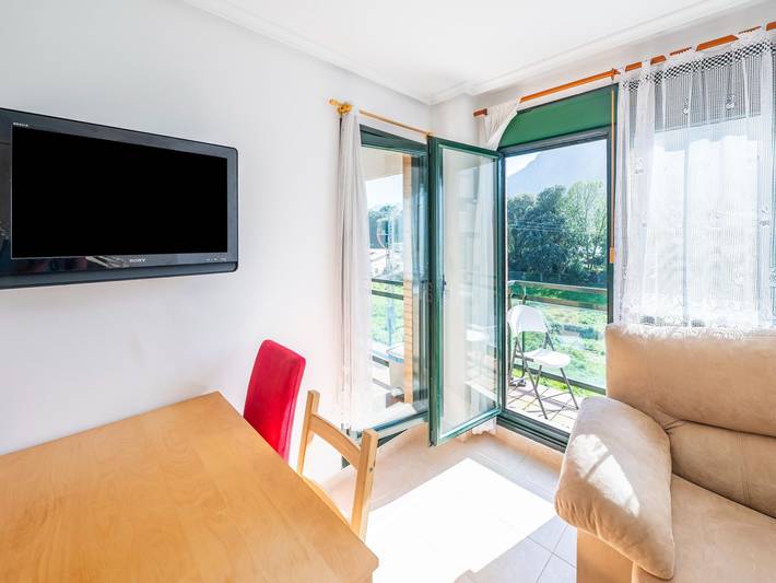 Gîte pour 4 personnes, avec balcon/terrasse et piscine à Llanes - 4