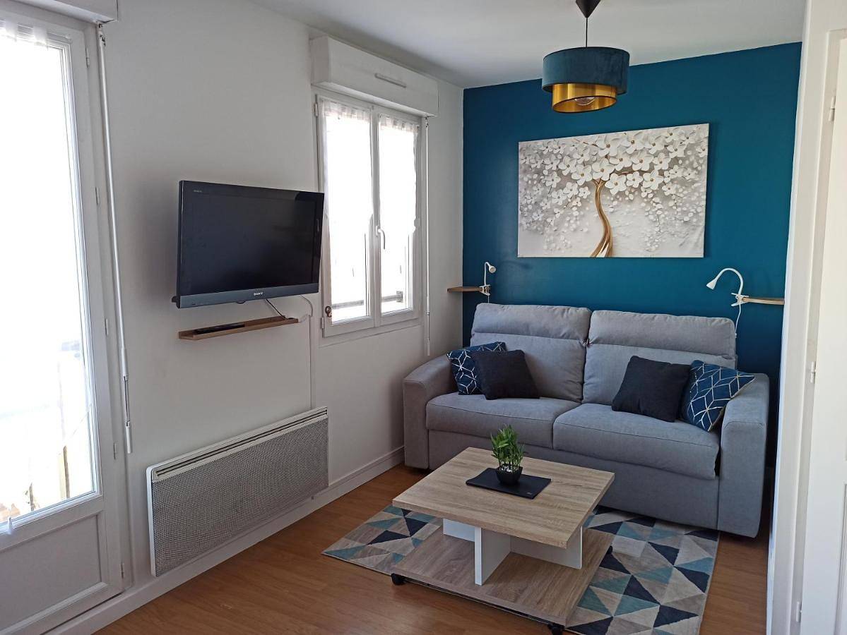 Appartement entier, Studio cosy, Meaux centre, Disney-Paris, proche gare et activités in Meaux, Seine-et-Marne