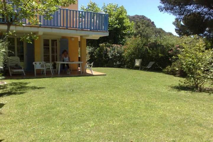 Ferienwohnung für 6 Personen, mit Pool und Terrasse sowie Garten - 1
