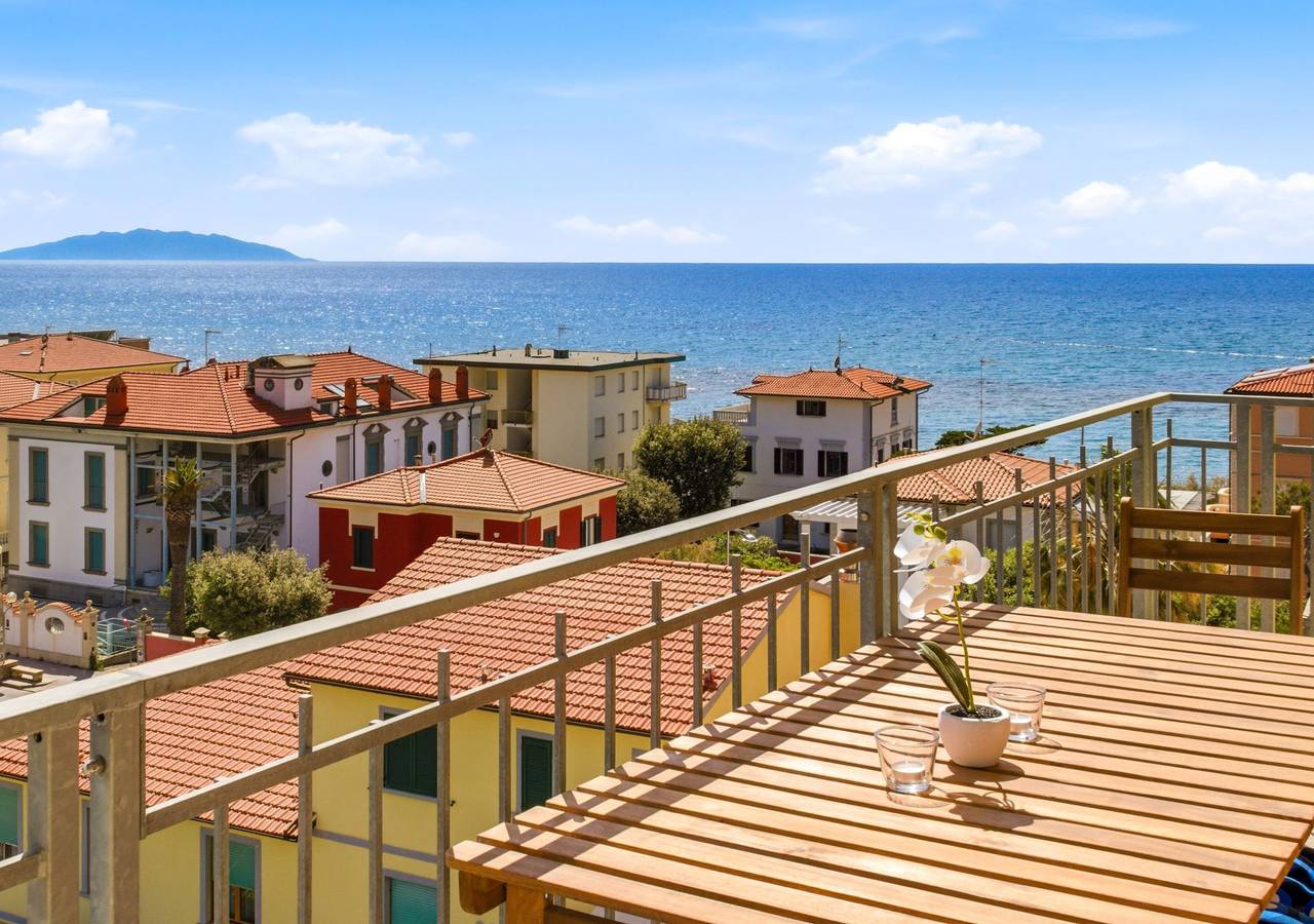 Apartamento vacacional entero, Scirocco - Appartamento Scirocco: Luminoso & a due passi dal Mare in San Vincenzo (Italia), Costa Etrusca
