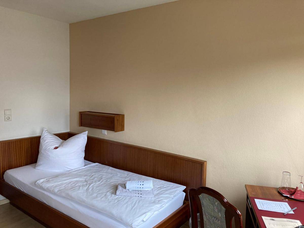 Single Room in Weimar, Weimarer Land