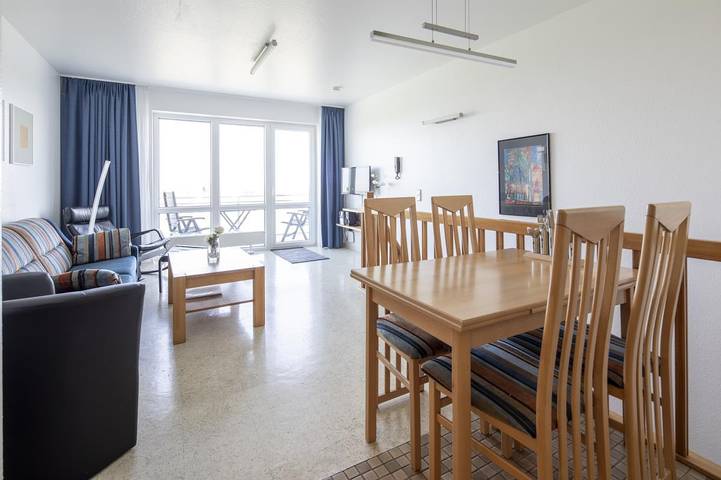Ferienwohnung für 4 Personen, mit Balkon und Meerblick, kinderfreundlich in Schillig