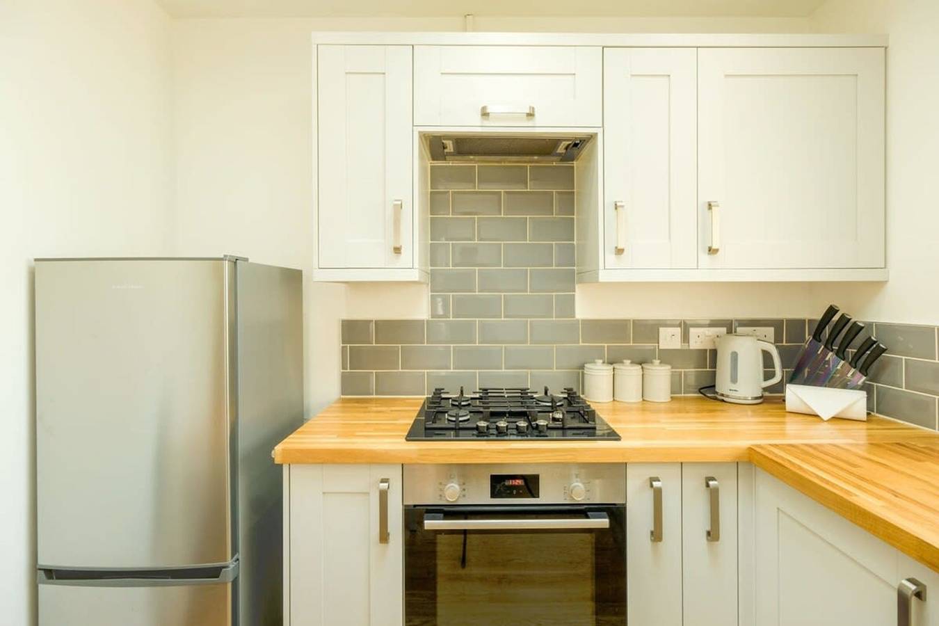 Geheel appartement, Two bedroom apartment in North street with parking in Bristol, Zuid-West Engeland