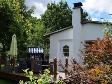 Ferienwohnung für 3 Personen, mit Seeblick und Garten sowie Terrasse in Mecklenburg-Schwerin