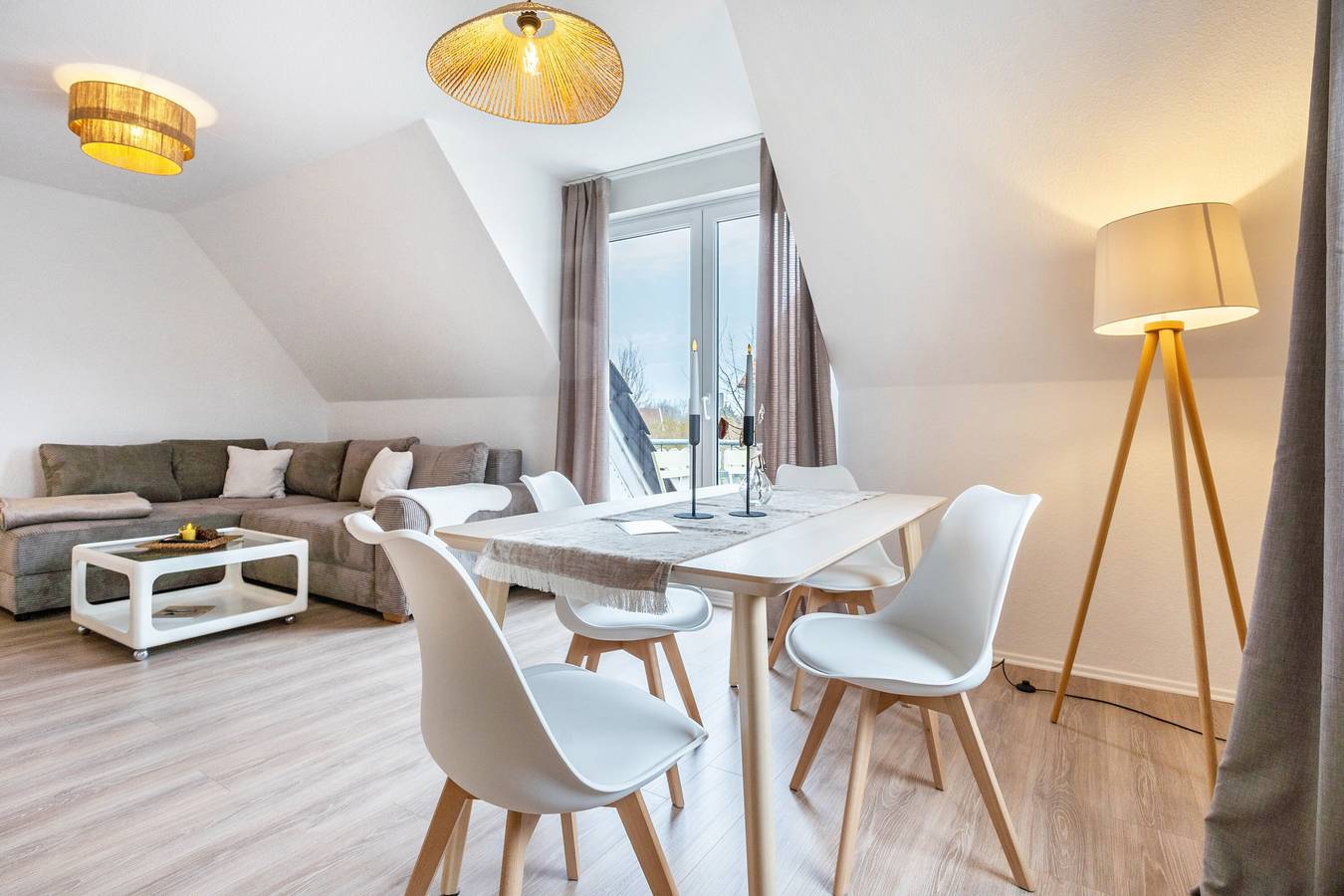 Ganze Wohnung, Apartment 'Elke' mit gemeinsamer Terrasse, privatem Garten und Wlan in Wiek, Rügen