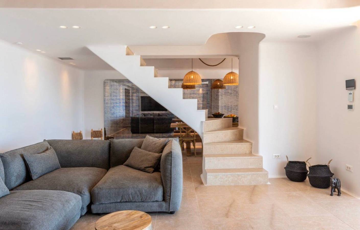 Villa 'Lion' with Sea View, Wi-Fi and Air Conditioning in Faros Armenistis, Mykonos