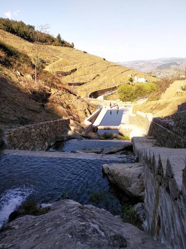 Location de vacances pour 8 personnes, avec vue ainsi que piscine et jardin à Lamego - 4