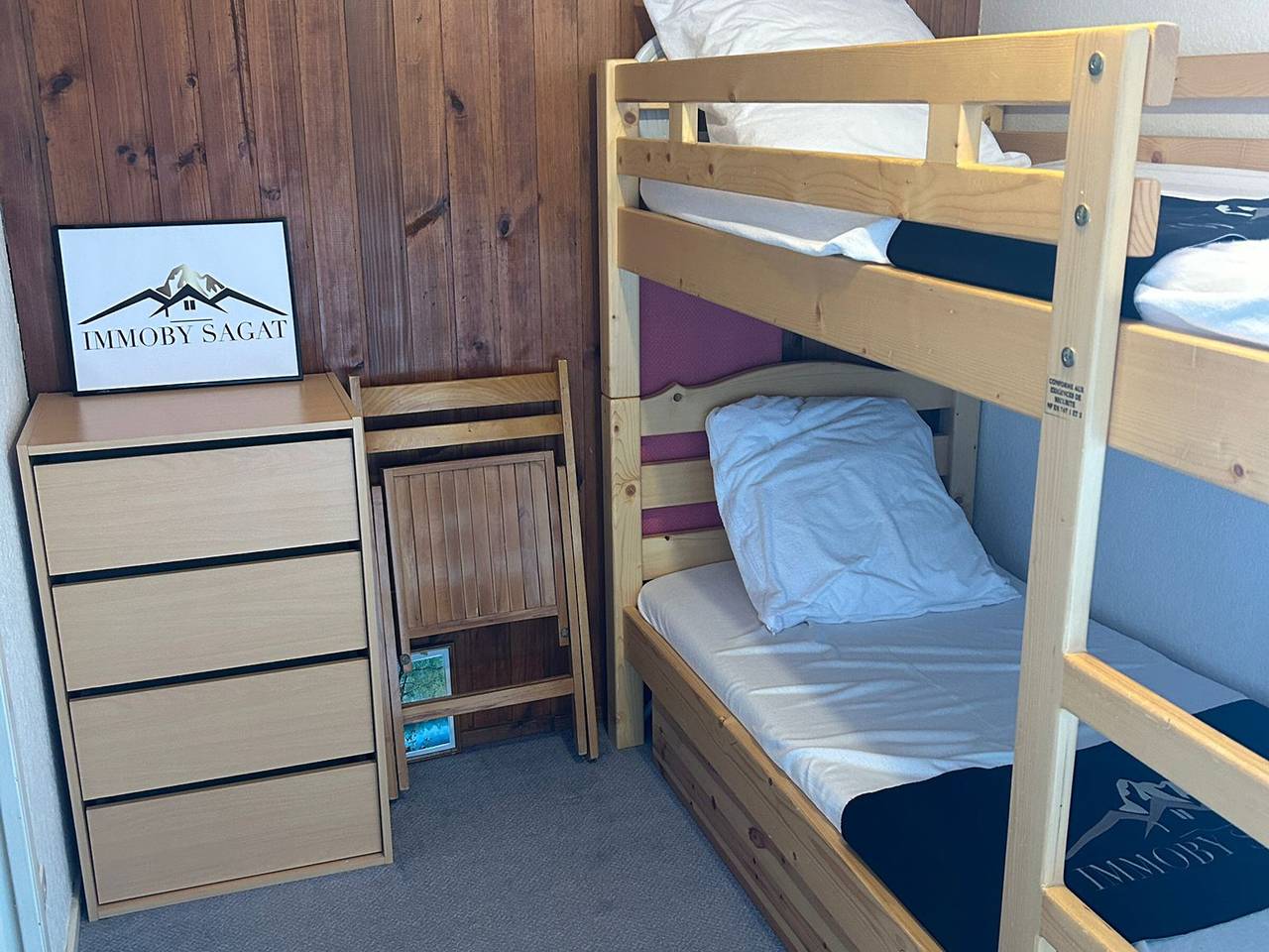 Estudio entero, Estudio a pie de pistas para 4 personas en Super Besse in Super Besse, Besse-et-Saint-Anastaise