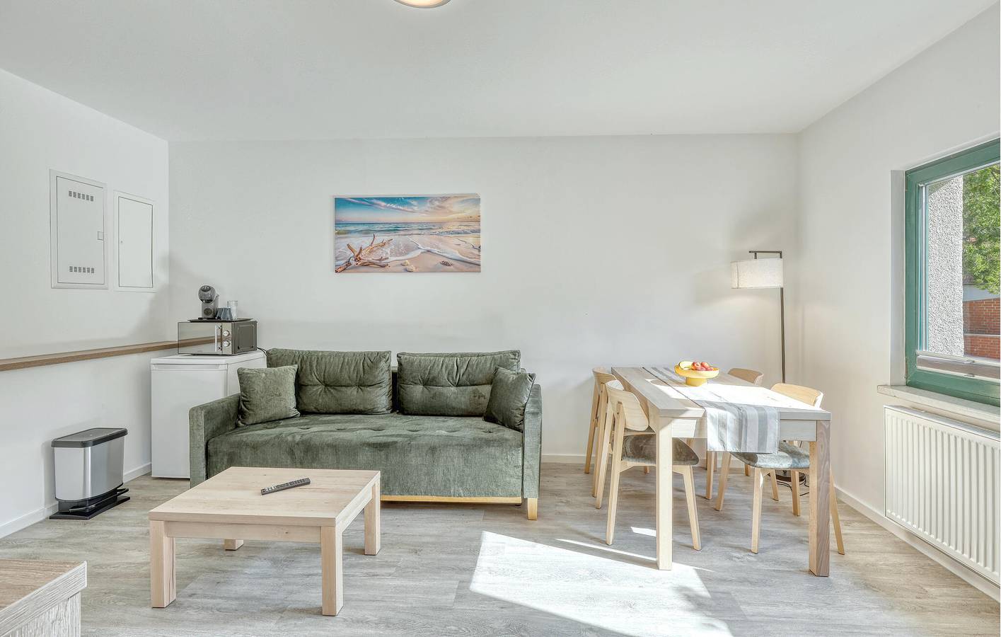 Ganze Ferienwohnung, Appartement am Strand mit Parkplatz & WiFi - 200m entfernt in Drewoldke, Juliusruh