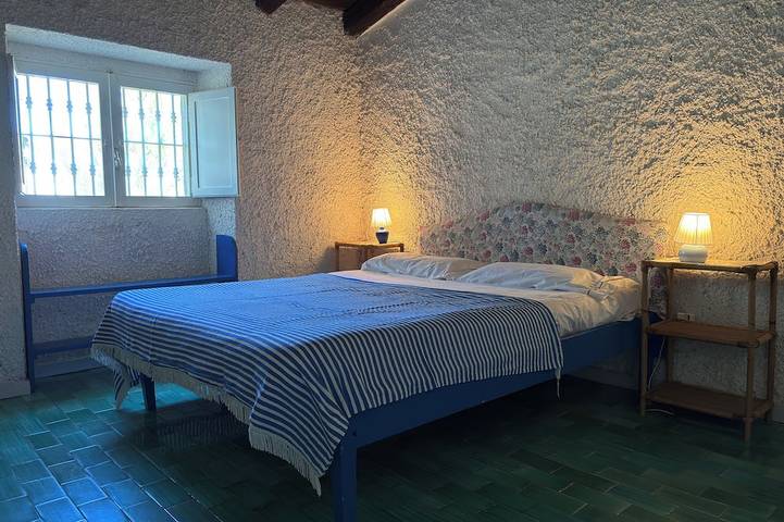 9-Bett-Villa mit Meerblick: Surfen, Windsurfen, Kitesurfen, Radfahren, Klettergastgeber in Mercuri, Sant'Antioco Stadt