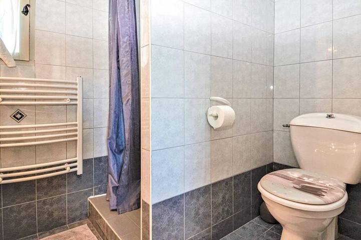 Gîte pour 3 personnes, avec jacuzzi à Vallabrègues - 4