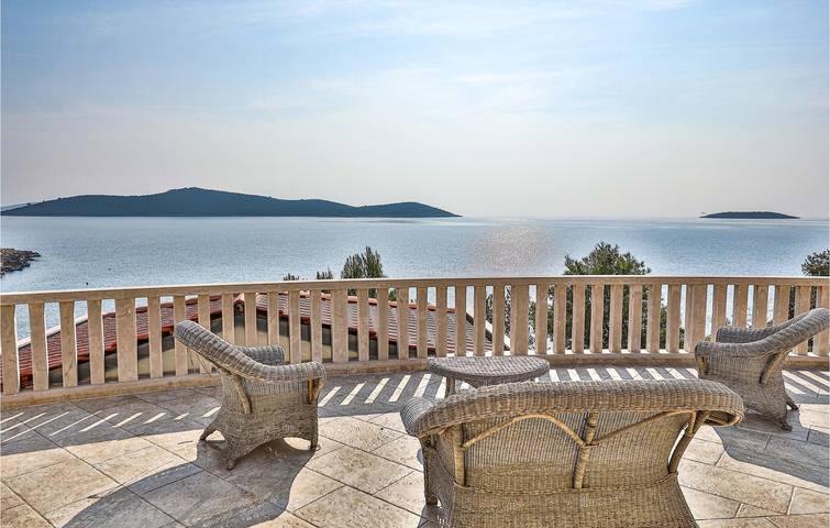 Ferienhaus für 6 Personen, mit Terrasse in Marina - 2