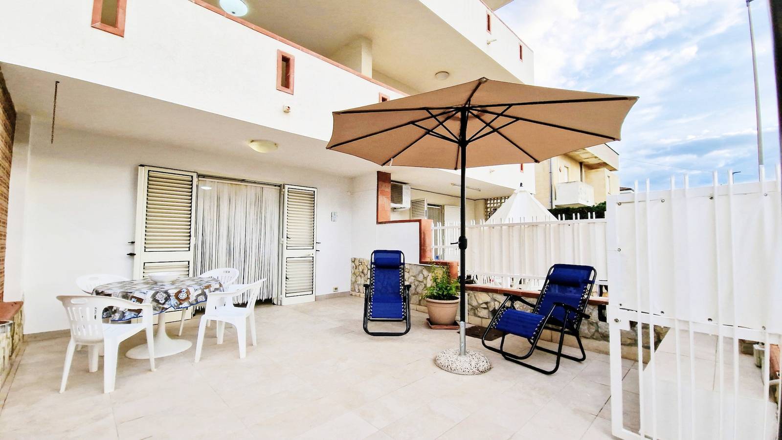 Casa Alamar 100 metri dal mare in Alcamo Marina, Alcamo